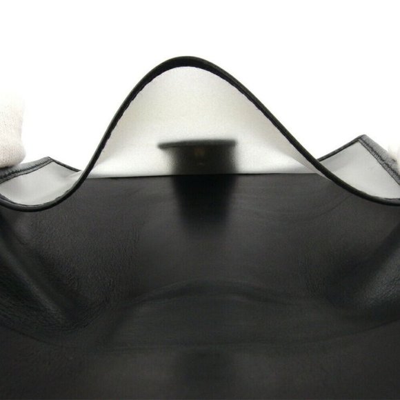 Salvatore Ferragamo passport case Vala Leather Authentic - Picture 6 of 8